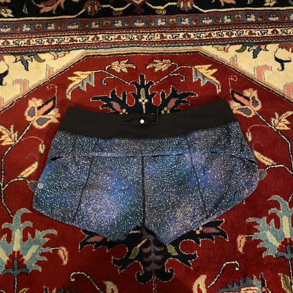 Lululemon Mermaid Multi Speed Up Shorts size 10 - Picture 5 of 7